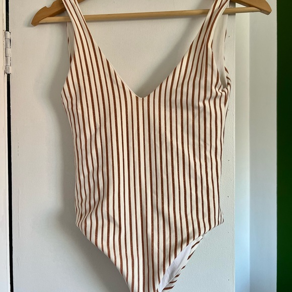 Maillot de bain LSPACE - Picture 1 of 4